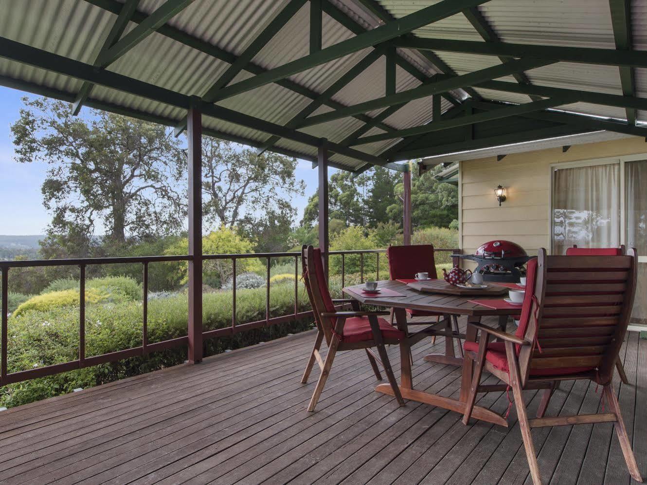 Shambhala Guesthouse Kangaroo Gully Exterior foto